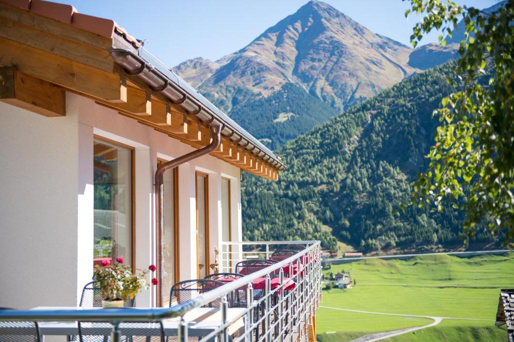 Hotel Cuntera Curaglia Exterior photo